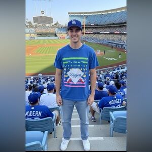Vintage 1988 Los Angeles Dodgers World Series t-shirt.